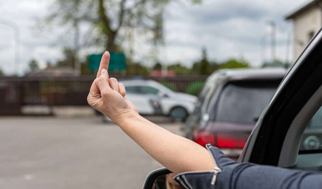 Dacă ești antisocial probabil îți distrugi oportunitățile