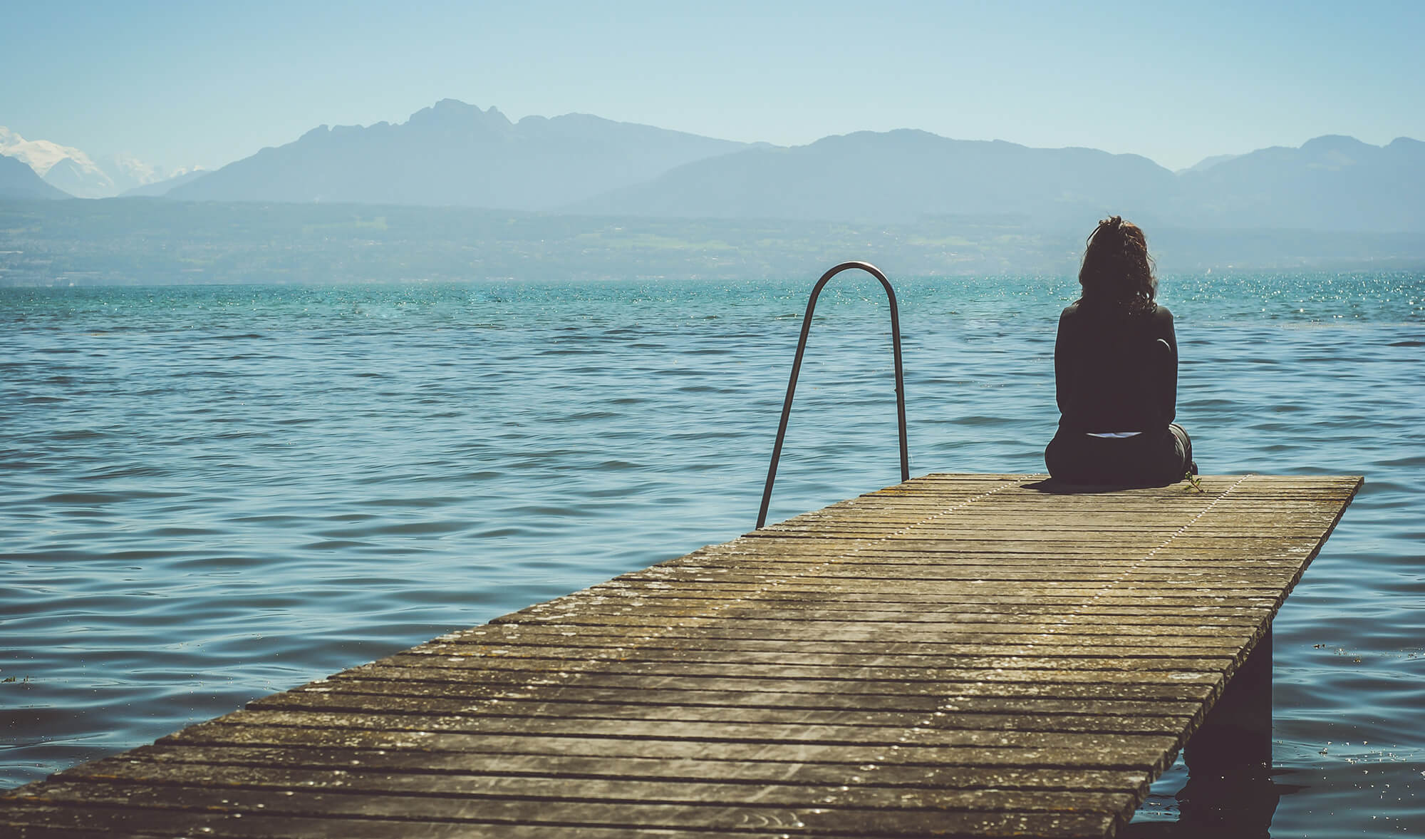 Tratează tristețea ca pe un moment și vei ajunge să fii fericit